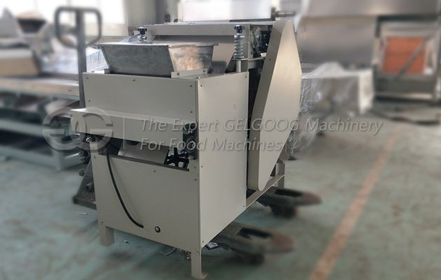 wet almond skin peeling machine