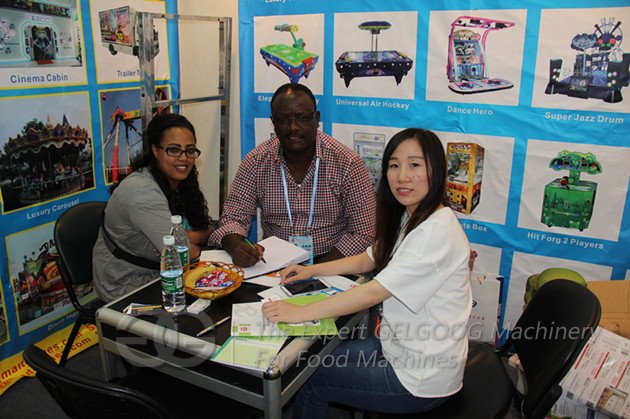 Customers from canton fair